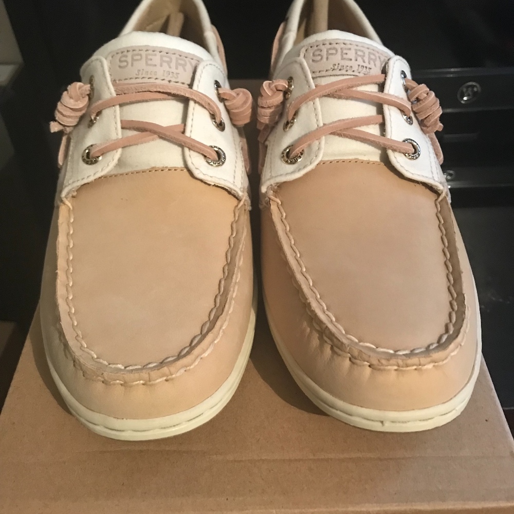 New Sperry Loafers Size 9M